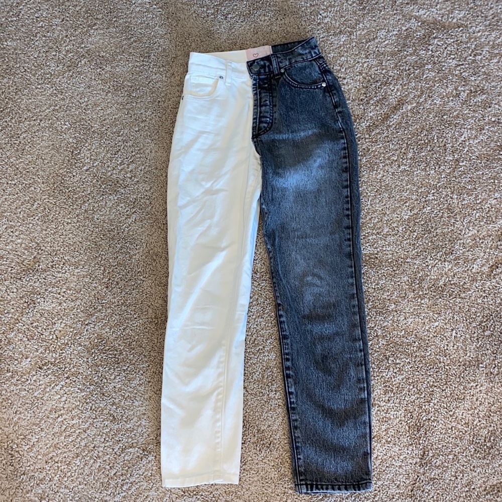 Revice Denim white/black straight jeans; size 24